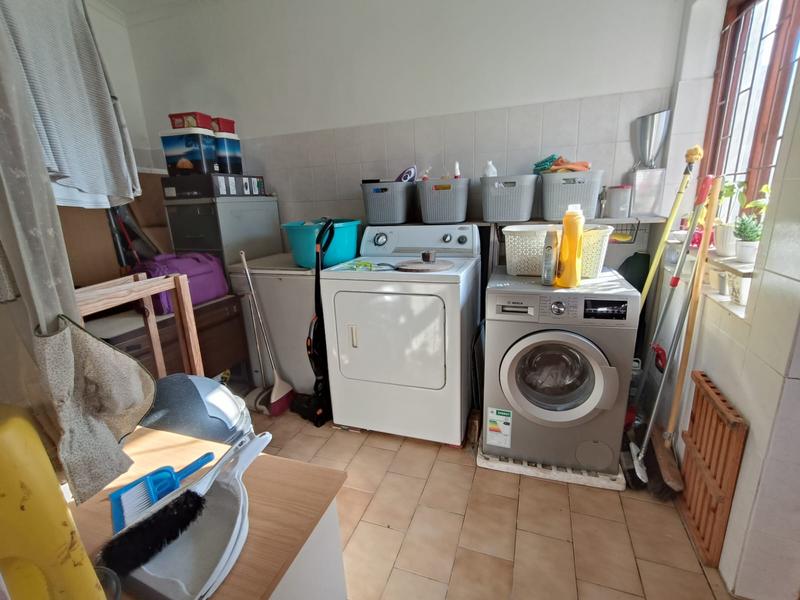 4 Bedroom Property for Sale in Door De Kraal Western Cape